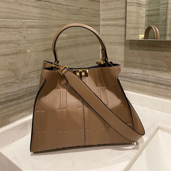 fend bag fends tote designer bags the totes designers women shoulder crossbody leather luxury handbags large capacity backpack classic luxur
fend bag fends tote designer bags the totes designers women shoulder crossbody leather luxury handbags large capacity backpack classic luxur