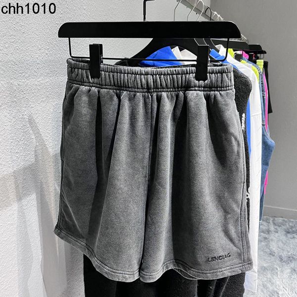 summer high shorts version b home large letter embroidery elastic loose sweatpants casual mens and womens short pants balencaigass, White;black
summer high shorts version b home large letter embroidery elastic loose sweatpants casual mens and womens short pants balencaigass, White;black