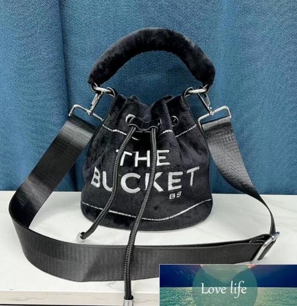 women's retro trendy soft corduroy bucket bag fashion simple portable messenger bags
women's retro trendy soft corduroy bucket bag fashion simple portable messenger bags