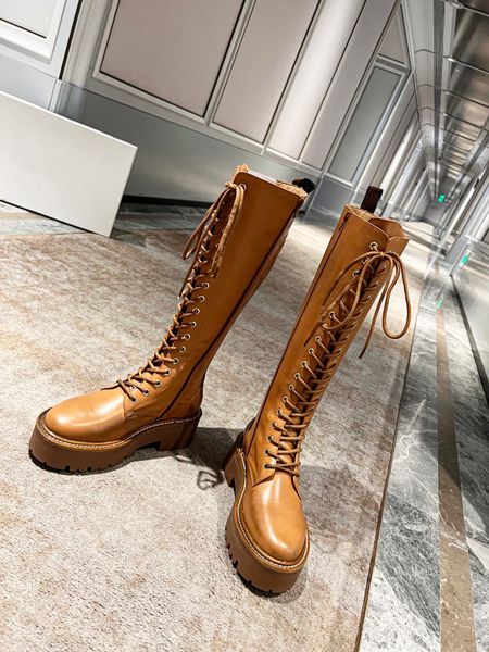 2022 designer women's leather boots mid boots autumn winter brand fashion platform shoes black motorcycle combat boot size 35-41
2022 designer women's leather boots mid boots autumn winter brand fashion platform shoes black motorcycle combat boot size 35-41