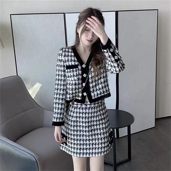 two piece dress autumn winter knitted set women korean fashion plaid vneck cardigan mini skirts sets outfits suits female 220906, White
two piece dress autumn winter knitted set women korean fashion plaid vneck cardigan mini skirts sets outfits suits female 220906, White