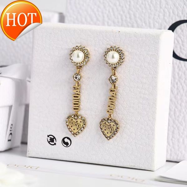 d family di family's new pearl tassel earrings women's diamond inlaid letters high sense fashion temperament factory direct sale, Golden
d family di family's new pearl tassel earrings women's diamond inlaid letters high sense fashion temperament factory direct sale, Golden