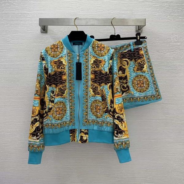 luxury women's two piece pants 2022 new autumn stand collar long sleeve print coats brand same style designer two piece sets 0907-03, White
luxury women's two piece pants 2022 new autumn stand collar long sleeve print coats brand same style designer two piece sets 0907-03, White