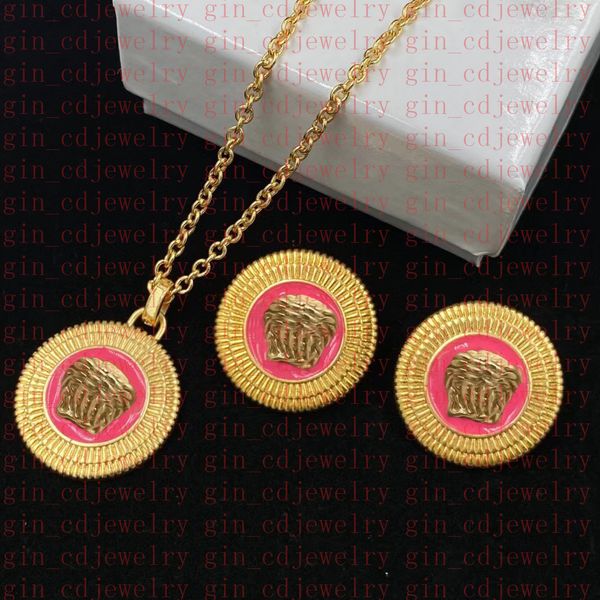 designer fashion necklaces v pendant banshee medusa head 18k gold plated bracelets earrings rings birthday festive engagement gifts v2, Silver
designer fashion necklaces v pendant banshee medusa head 18k gold plated bracelets earrings rings birthday festive engagement gifts v2, Silver
