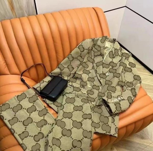 women's outerwear coats fashion jackets women suit designer clothes blazer with full letters spring autumn new released pants a01, Black;brown
women's outerwear coats fashion jackets women suit designer clothes blazer with full letters spring autumn new released pants a01, Black;brown
