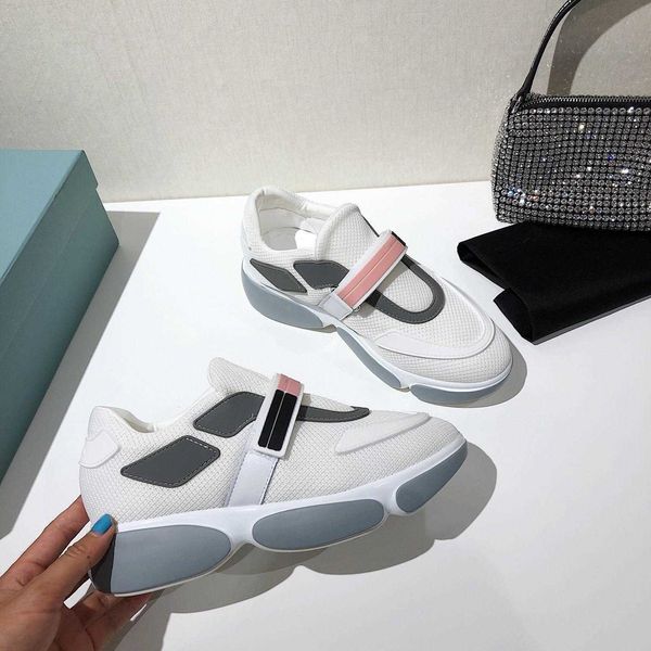2022 latest ladies sports shoes simple and generous light on the feet versatile style youthful style new track 1top, Black
2022 latest ladies sports shoes simple and generous light on the feet versatile style youthful style new track 1top, Black