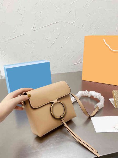 designer luxury women bag tory handbag tb fashion inclined shoulder bags versatile purses tories burchs totes large capacity saddle coal wal
designer luxury women bag tory handbag tb fashion inclined shoulder bags versatile purses tories burchs totes large capacity saddle coal wal