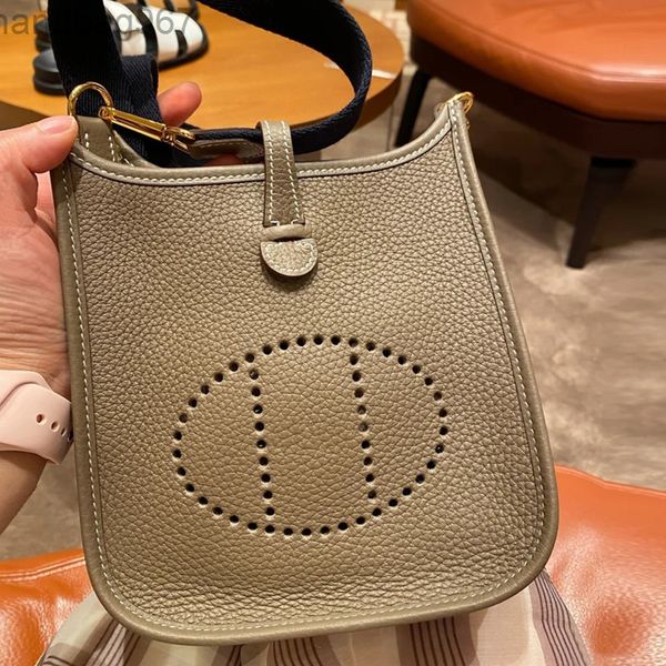 women shoulder bags evelynes designer hermees bag 2022 hollow out bucket bag layer cowhide litchi paern women's single shoulder sqco
women shoulder bags evelynes designer hermees bag 2022 hollow out bucket bag layer cowhide litchi paern women's single shoulder sqco