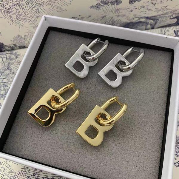 b gold hoop earrings lady women party wedding lovers gift engagement jewelry for bride with box239y, Golden;silver
b gold hoop earrings lady women party wedding lovers gift engagement jewelry for bride with box239y, Golden;silver