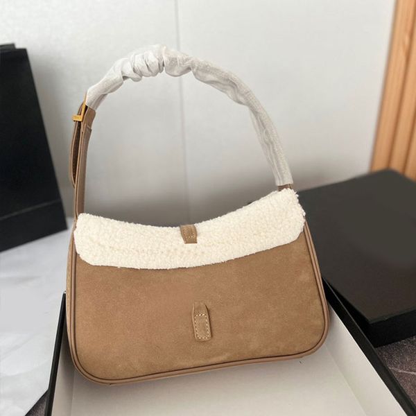 fashion shoulder underarm bag women clutch handbag purse tote bags leather handle metal letters lamb wool brand letters solid color wallets
fashion shoulder underarm bag women clutch handbag purse tote bags leather handle metal letters lamb wool brand letters solid color wallets
