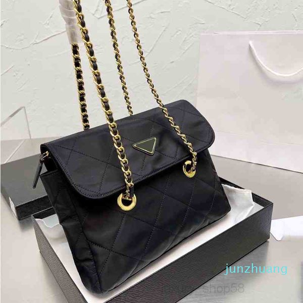 pra da bag designer -handbag vintage tote bags women shoulder clutch chain leather luxury designer crobody female purses
pra da bag designer -handbag vintage tote bags women shoulder clutch chain leather luxury designer crobody female purses