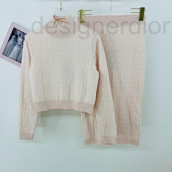 women's knits & tees designer autumn new product half high collar pullover long sleeve gentle waist sweater women's bag hip skirt, White
women's knits & tees designer autumn new product half high collar pullover long sleeve gentle waist sweater women's bag hip skirt, White