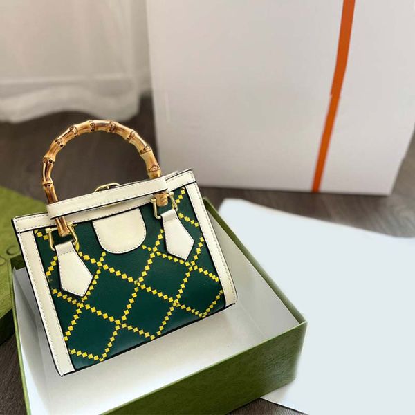 letter designers bags women bamboo handbag color matching buckles large capacity ladies shopping bag vintage style fashion crossbody bags
letter designers bags women bamboo handbag color matching buckles large capacity ladies shopping bag vintage style fashion crossbody bags