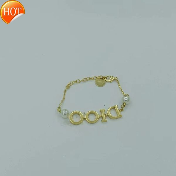 d1 family bracelet di family's new diamond inlaid pearl jewelry women's high version is the same light luxury high-end fashion as, Black
d1 family bracelet di family's new diamond inlaid pearl jewelry women's high version is the same light luxury high-end fashion as, Black