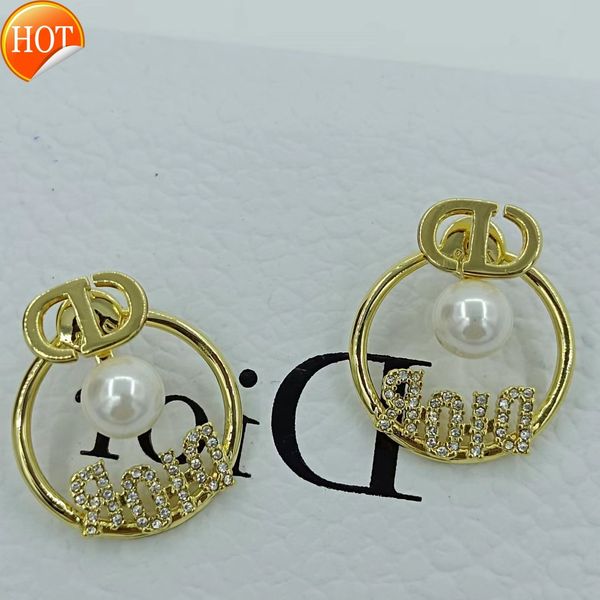 d1 family's new pearl earrings women with diamond letters small fragrance celebrity earrings light luxury round temperament factory dir, Golden
d1 family's new pearl earrings women with diamond letters small fragrance celebrity earrings light luxury round temperament factory dir, Golden