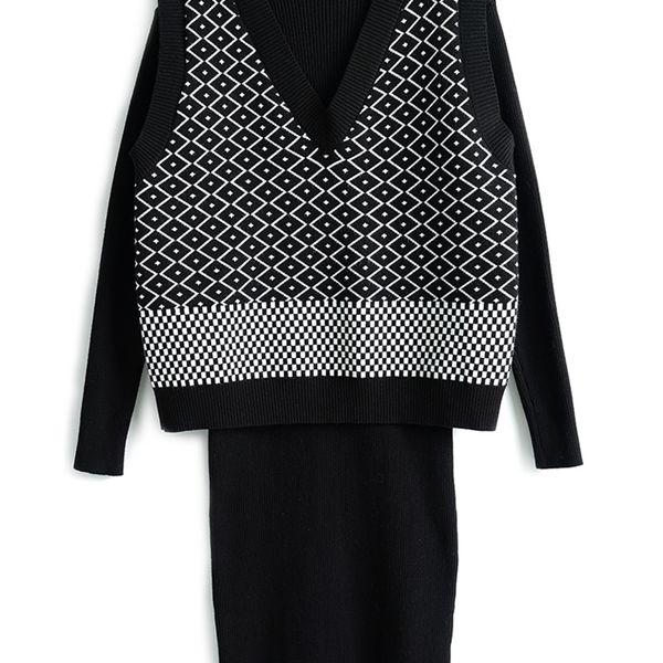 two piece dress autumn winter knitted womens set casual loose vneck plaid vest slim bottoming midi es tracksuit 220906, White
two piece dress autumn winter knitted womens set casual loose vneck plaid vest slim bottoming midi es tracksuit 220906, White