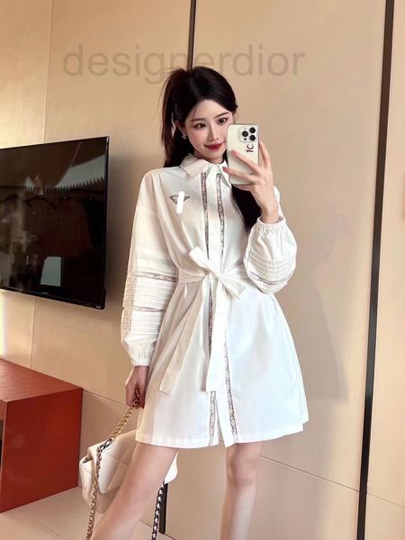 women's blouses & shirts designer p's lapel is designed with cut-out lace stitching. the shirt skirt loose and straight. chest sle, White
women's blouses & shirts designer p's lapel is designed with cut-out lace stitching. the shirt skirt loose and straight. chest sle, White