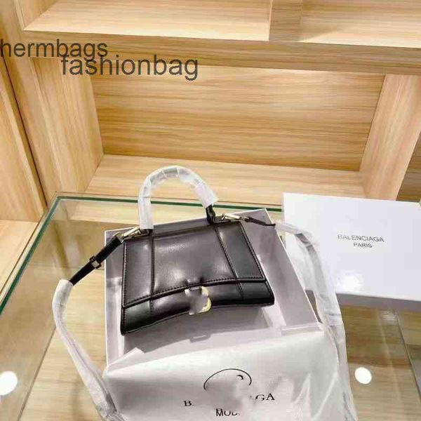 purses leather bags balencaigass b bag female designer handbags home luxury crocodile hourglass single shoulder messenger handbag 77re
purses leather bags balencaigass b bag female designer handbags home luxury crocodile hourglass single shoulder messenger handbag 77re