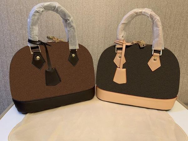 women leather handbags female square bags fashion cover lock messenger bag designer bb
women leather handbags female square bags fashion cover lock messenger bag designer bb