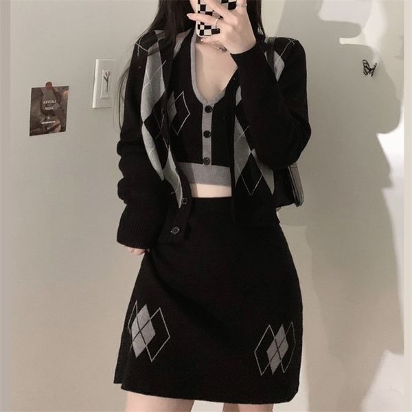 two piece dress autumn vintage knitted suit women long sleeve patchwork cardigan coat camisole bodycon skirts sets 3 outfit design 220906, White
two piece dress autumn vintage knitted suit women long sleeve patchwork cardigan coat camisole bodycon skirts sets 3 outfit design 220906, White
