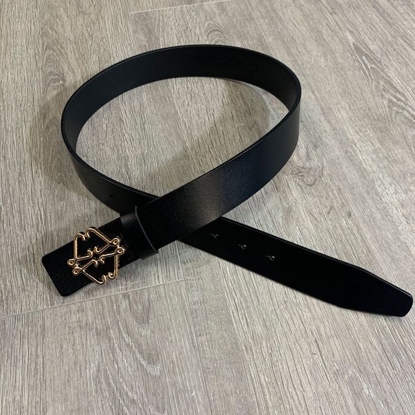 luxury designer belts classic solid color women's belts men designers automatic gold silver black buckle belt 5 colors width 4cm size 9, Black;brown
luxury designer belts classic solid color women's belts men designers automatic gold silver black buckle belt 5 colors width 4cm size 9, Black;brown