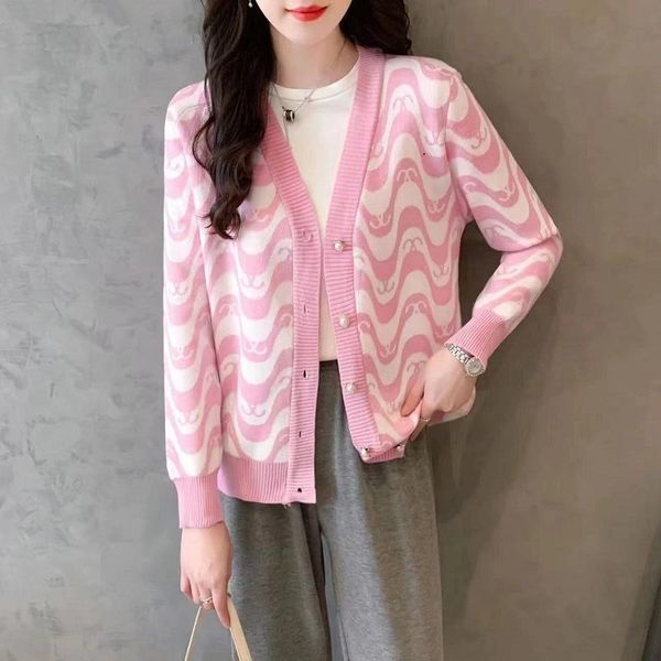 spring sweater for women oversized knitted cardigan wave jackets checkerboard autumn female brand v-neck long sleeve sweaters coat wear clot, White;black
spring sweater for women oversized knitted cardigan wave jackets checkerboard autumn female brand v-neck long sleeve sweaters coat wear clot, White;black