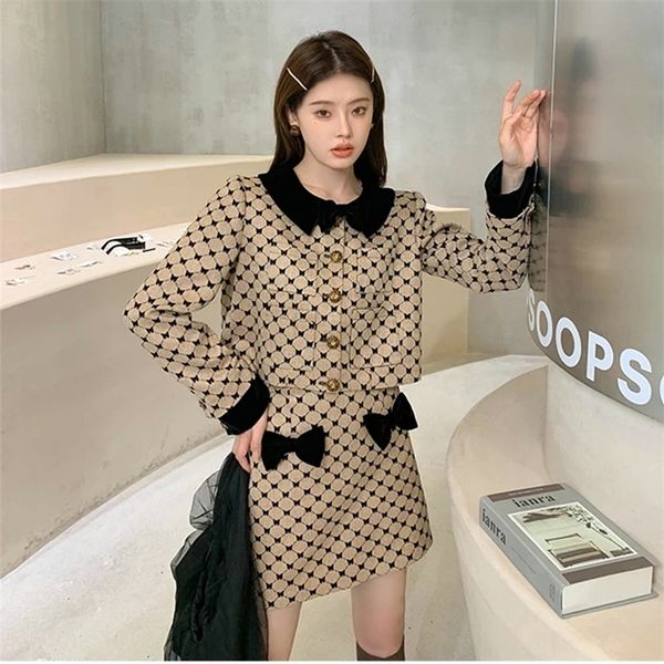 two piece dress autumn elegant coat skirt sets women single breasted dot short jackets high waist bow mini skirts set suits 220906, White
two piece dress autumn elegant coat skirt sets women single breasted dot short jackets high waist bow mini skirts set suits 220906, White
