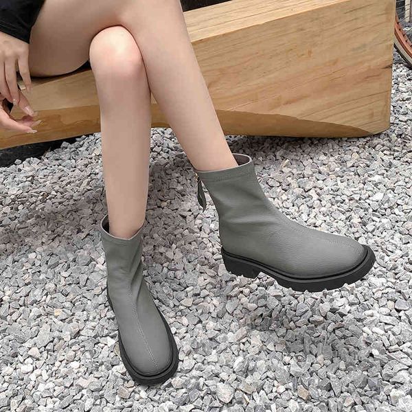 grey thick soled martin boots women's new autumn and winter 2022 large boots 41-43 short boots, Black
grey thick soled martin boots women's new autumn and winter 2022 large boots 41-43 short boots, Black