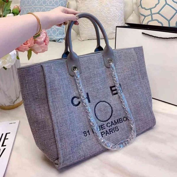 luxury classic women's handbags evening bags ch brand canvas embroidered women packs beach bag designer fashion large female pack backp, Black;red
luxury classic women's handbags evening bags ch brand canvas embroidered women packs beach bag designer fashion large female pack backp, Black;red