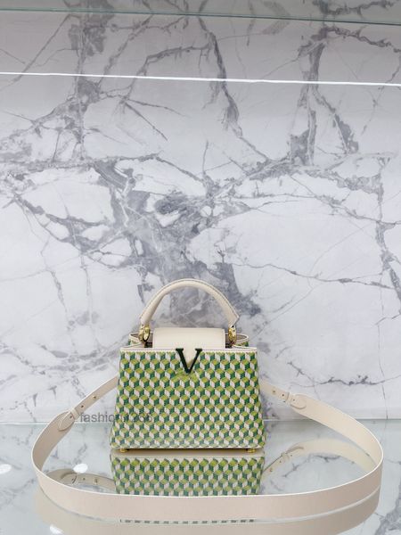 designer bags light green printing leather purse versatile large handbags classic luxury crossbody women's bag beauty handbag
designer bags light green printing leather purse versatile large handbags classic luxury crossbody women's bag beauty handbag