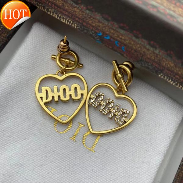 d family gold cd letters love earrings 2022 new dijia net red back hanging earrings factory direct sale, Golden
d family gold cd letters love earrings 2022 new dijia net red back hanging earrings factory direct sale, Golden