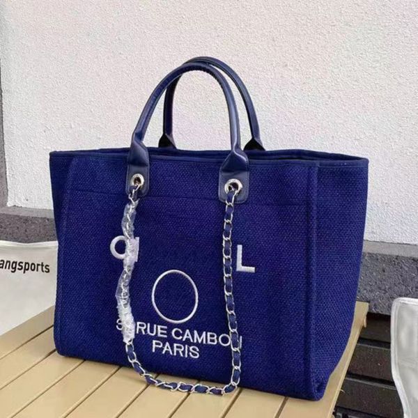 fashion luxury women's handbags evening bags ch brand canvas embroidered women packs beach bag designer classic large female pack backp, Black;red
fashion luxury women's handbags evening bags ch brand canvas embroidered women packs beach bag designer classic large female pack backp, Black;red