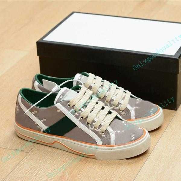 mens casual shoes canvas for girl women sports sneaker black blue fashion comfortable flat white wedding dresssize 35-45 new hop999
mens casual shoes canvas for girl women sports sneaker black blue fashion comfortable flat white wedding dresssize 35-45 new hop999