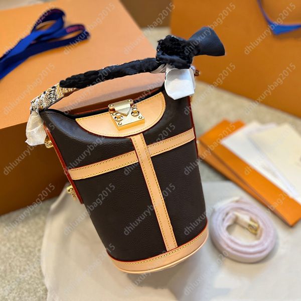 luxury flower crossbody vintage handbags ribbons shoulder bags party cross body designer handbag barrel-shaped tote bags shopping women lett
luxury flower crossbody vintage handbags ribbons shoulder bags party cross body designer handbag barrel-shaped tote bags shopping women lett