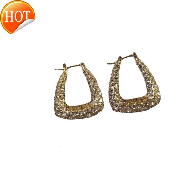 d family di family's new earrings set with diamonds have a high sense of sophistication. diamond square light luxury net red factory di, Golden
d family di family's new earrings set with diamonds have a high sense of sophistication. diamond square light luxury net red factory di, Golden