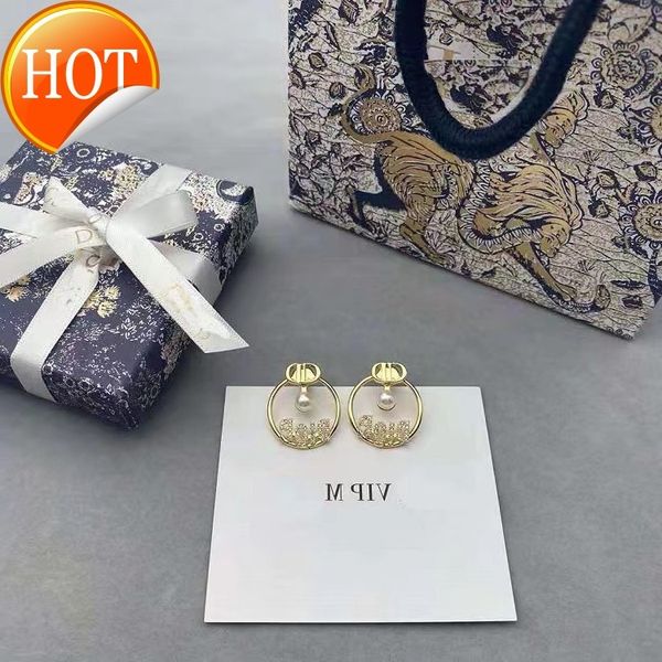 dijia earrings letter rhintone pearl temperament cd advanced sense light luxury fashion 925 sier needl factory direct sale, Golden
dijia earrings letter rhintone pearl temperament cd advanced sense light luxury fashion 925 sier needl factory direct sale, Golden