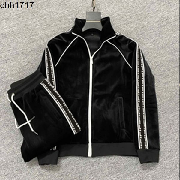 tracksuits autumn and winter velvet thickened plush casual sportswear set men's fashion two-piece set large size fashion, Gray
tracksuits autumn and winter velvet thickened plush casual sportswear set men's fashion two-piece set large size fashion, Gray
