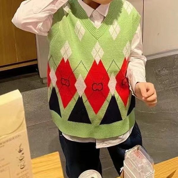 children waistcoat boys girls vest sleeveless warm winter fasion outwear with letters green size 100-150cm, Camo
children waistcoat boys girls vest sleeveless warm winter fasion outwear with letters green size 100-150cm, Camo