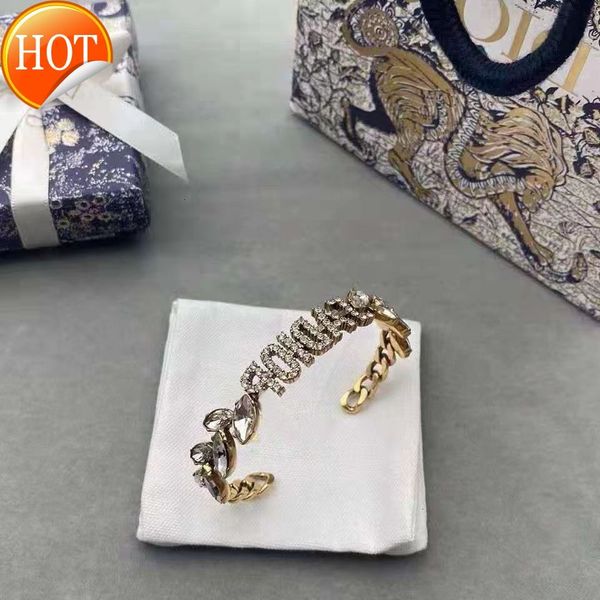 dijia bracelet new letter diamond bracelet female high-grade sense horse eye wheat ear temperament factory direct sale, Golden;silver
dijia bracelet new letter diamond bracelet female high-grade sense horse eye wheat ear temperament factory direct sale, Golden;silver