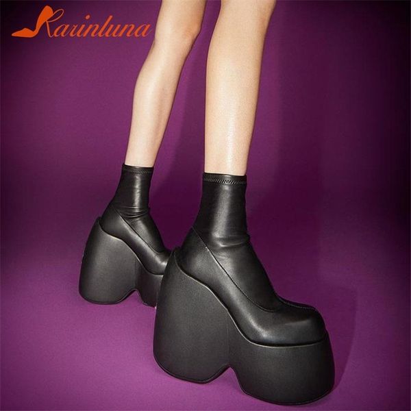 boots karinluna dropship brand gothic style elegant chunky platform women ankle boots big size 43 walking comfy woman shoes 220907, Black
boots karinluna dropship brand gothic style elegant chunky platform women ankle boots big size 43 walking comfy woman shoes 220907, Black