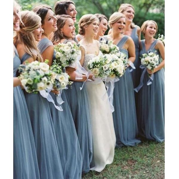 summer country western bridesmaid dresses boho a line halter neck backless pleats tiers tulle long maid of honor gowns, White;pink
summer country western bridesmaid dresses boho a line halter neck backless pleats tiers tulle long maid of honor gowns, White;pink