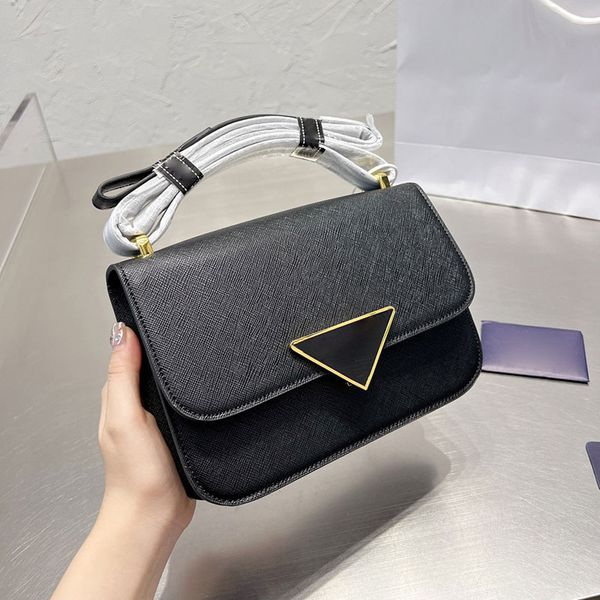 2022 new designer shoulder bag ladies crossbody fashion easy carry suitable for diferent kinds of ocassion
2022 new designer shoulder bag ladies crossbody fashion easy carry suitable for diferent kinds of ocassion