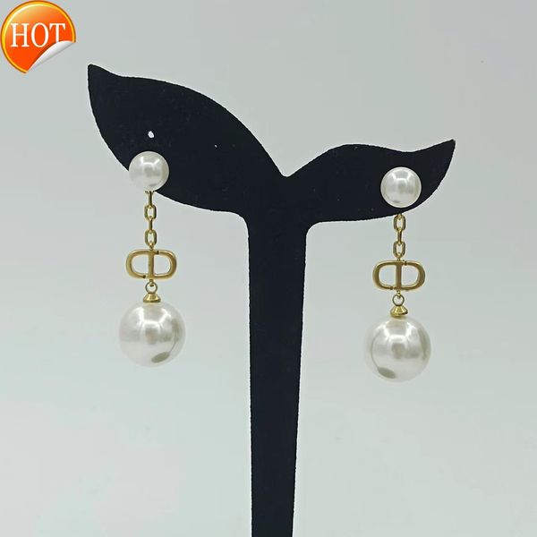 d family di new pearl earrings women's classic letters small fragrance light luxury celebriti gold factory direct sale, Golden
d family di new pearl earrings women's classic letters small fragrance light luxury celebriti gold factory direct sale, Golden