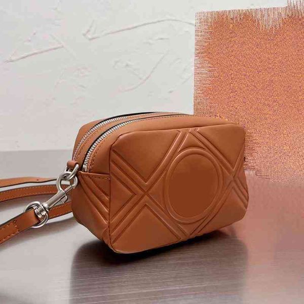 designer luxury women the tote bag fashion versatile handbags shoulder crossbody bags purse tories totes large capacity saddle wallets 7a zr
designer luxury women the tote bag fashion versatile handbags shoulder crossbody bags purse tories totes large capacity saddle wallets 7a zr