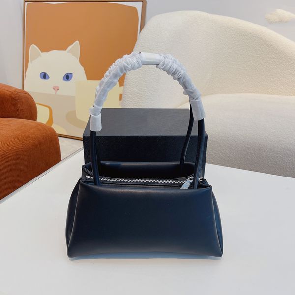 designer bags crystal diamond bags axillary package luxury brand senior fashion shoulder lady handbags underarm chains phone bag wallet meta
designer bags crystal diamond bags axillary package luxury brand senior fashion shoulder lady handbags underarm chains phone bag wallet meta