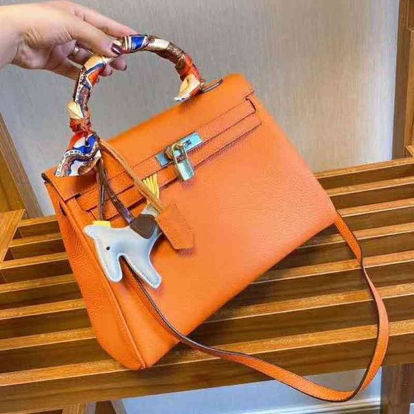 designer handbag herme bags kelys genuine woman leather shoulder bride litchi grain head layer cowhide crossbody tote bag
designer handbag herme bags kelys genuine woman leather shoulder bride litchi grain head layer cowhide crossbody tote bag