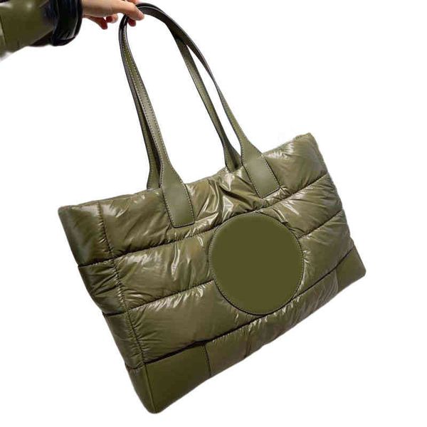 designer luxury women the tote bag fashion versatile handbags shoulder crossbody bags purse tories totes large capacity saddle wallets 7a 98
designer luxury women the tote bag fashion versatile handbags shoulder crossbody bags purse tories totes large capacity saddle wallets 7a 98
