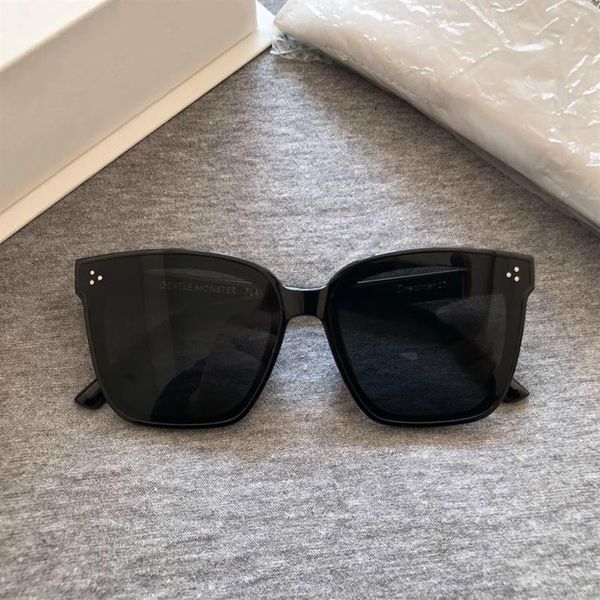 whole-g2020 brand new women star sunglasses classic square frame sun glasses fashion men luxury sunglasses d17295k, White;black
whole-g2020 brand new women star sunglasses classic square frame sun glasses fashion men luxury sunglasses d17295k, White;black