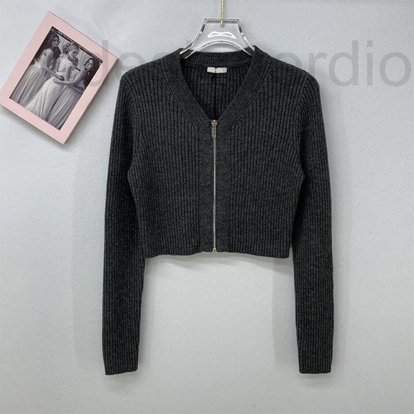 women's knits & tees designer family short pure gray spring and autumn v-neck zipper cashmere knitted cardigan coat women waist sweat, White
women's knits & tees designer family short pure gray spring and autumn v-neck zipper cashmere knitted cardigan coat women waist sweat, White