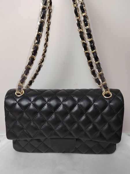 5a designer custom luxury brand bag channel 2022 handbag leather leather cowhide gold or silver chain slant shoulder 2.55cm black pink
5a designer custom luxury brand bag channel 2022 handbag leather leather cowhide gold or silver chain slant shoulder 2.55cm black pink